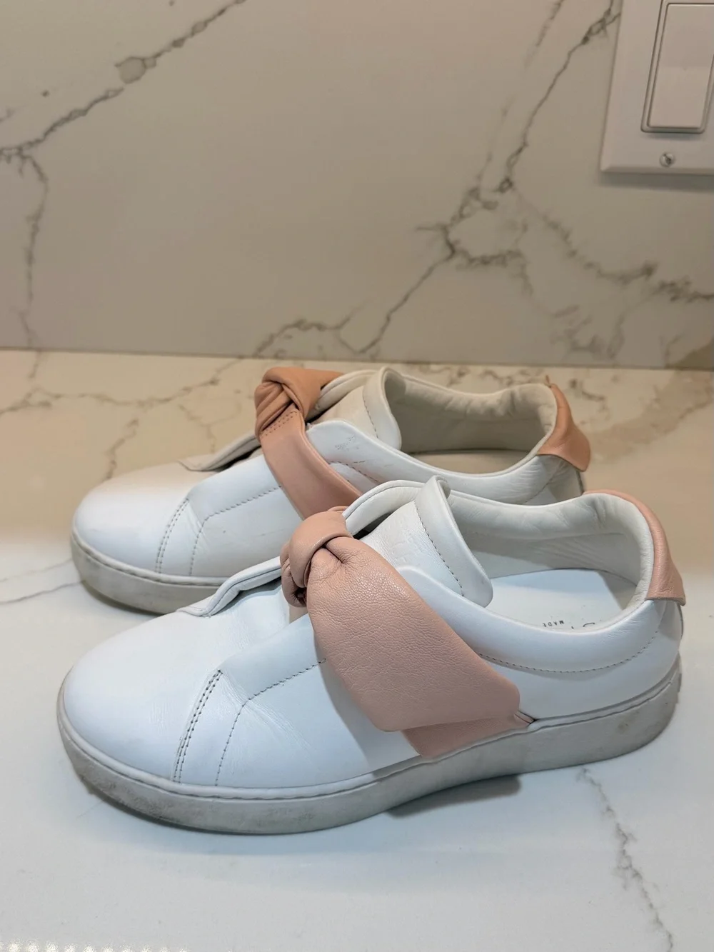 Alexandre Birman Clarita Bow Leather Sneakers White & Blush Pink Size 36